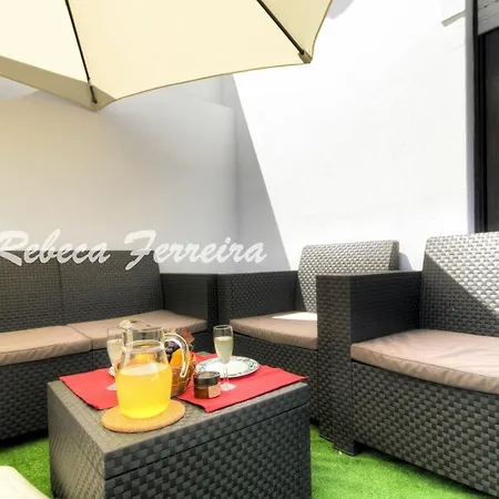 Carvoeiro Sleeps 4 Wifi Daire *