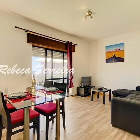 Carvoeiro Sleeps 4 Wifi Appartement